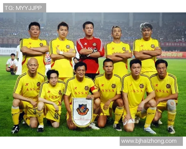 香港足球明星队成员阵容揭秘他们的精彩表现和个人成就一览 香港足球明星队成员阵容揭秘他们的精彩表现和个人成就一览